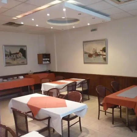 Korinthos 2* Corinth