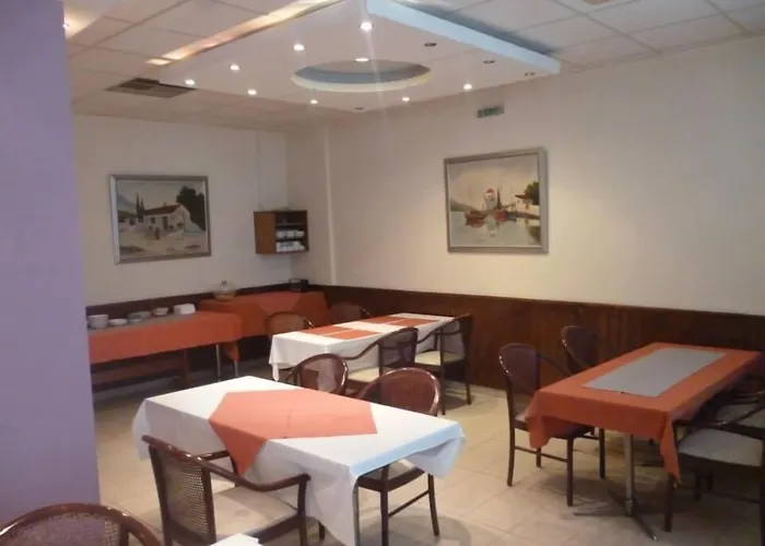 Korinthos 2* Corinth